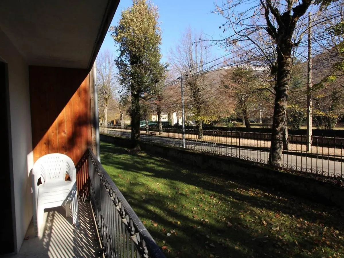 Luchon - T3 Avec Balcon, Parking Et Lave-Vaisselle, Proche Parc Du Casino Et Thermes - Fr-1-313-215 Bagneres-de-Luchon France